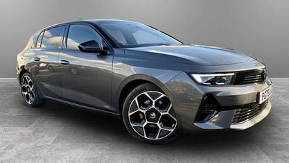 Usado Vauxhall Astra Ultimate 131 HP (96 kW) 2025 Citadino