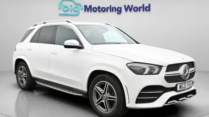 Usado Mercedes GLE300 AMG line 245 HP (180 kW) 2021 Branco Carrinha