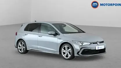 Used VW Golf VIII R-line 131 HP (96 kW) 2024 Hatchback