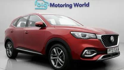 Used MG HS Excite 162 HP (119 kW) 2023 Red SUV