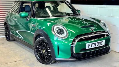 Used 2023 Mini Cooper Level 2 Hatchback | £13,499 (Super price)