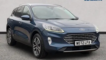 Used Ford Kuga Titanium 150 HP (110 kW) 2023 Chrome blue (premium paint) SUV