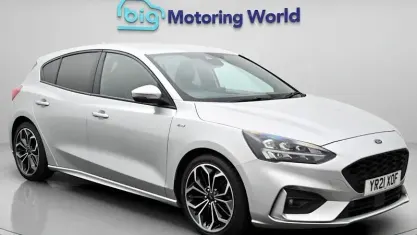 Used Ford Focus ST-Line X 125 HP (91 kW) 2021 Silver Hatchback