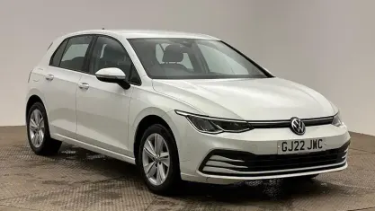 Used VW Golf VIII Life 110 HP (80 kW) 2022 White Hatchback