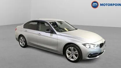 Begagnad BMW 318 Sport Line 136 HK (100 kW) 2018 Sedan