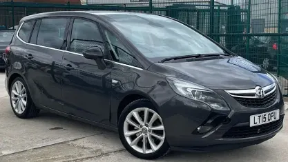 Usado Vauxhall Zafira Tourer Elite 165 HP (121 kW) 2014 Monovolume