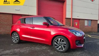 Used Suzuki Swift SZ5 83 HP (61 kW) 2022 Red Hatchback