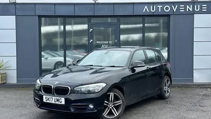 Used BMW 118 Sport Line 150 HP (110 kW) 2017 Black Hatchback