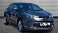 Used 2019 Toyota C-HR SUV | £14,995 (Fair price)