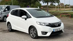 White Used 2016 Honda Jazz EX Hatchback | £8,943 (Fair price)