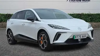 New MG MG4 EV 319 kW (435 HP) 2025 Hatchback