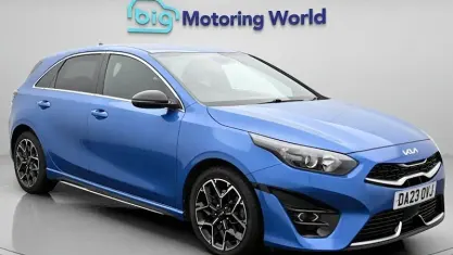 Usado Kia Ceed GT-Line 160 HP (117 kW) 2023 Azul Citadino