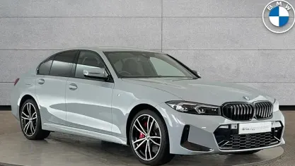 Usado BMW 330e M Sport 292 CV (214 kW) 2024 Gris Berlina