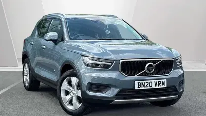 Used Volvo XC40 Momentum 190 HP (139 kW) 2020 SUV