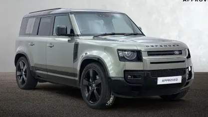 Used Land Rover Defender HSE Dynamic 300 HP (220 kW) 2025 Green SUV