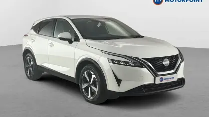 Used Nissan Qashqai N-Connecta 158 HP (116 kW) 2022 White SUV
