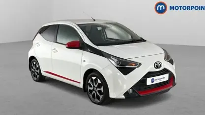 Used Toyota Aygo Trend 72 HP (52 kW) 2021 White Hatchback