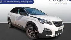 Used 2018 Peugeot 3008 Allure Estate | £13,050 (Fair price)