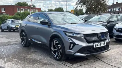 Used Renault Rafale 300 HP (220 kW) 2025 Shadow grey with diamond black roof  SUV