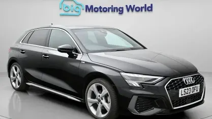 Begagnad Audi A3 Sportback S-Line 150 HK (110 kW) 2023 Svart Halvkombi