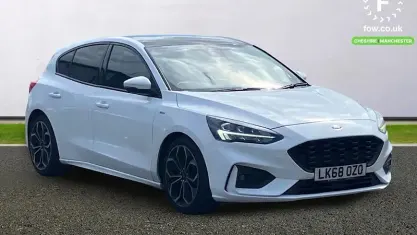 Used Ford Focus ST-Line X 150 HP (110 kW) 2018 White Hatchback
