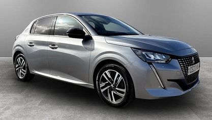 Second-hand Peugeot 208 Allure+ 102 CP (75 kW) 2023 Hatchback