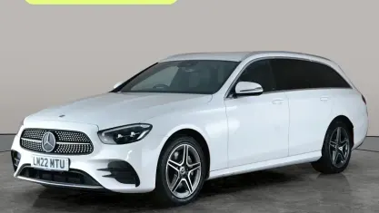 Second-hand Mercedes E300 AMG line 306 CP (225 kW) 2023 Break