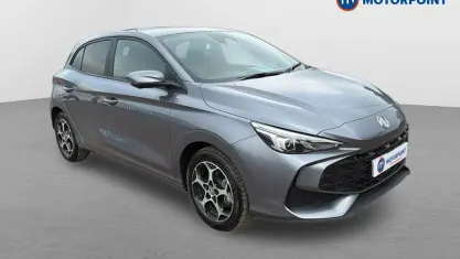 Käytetty MG MG3 Trophy 194 HP (142 kW) 2025 Harmaa Viistoperä