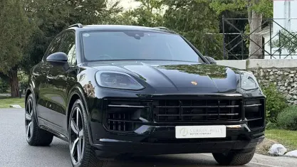 Usado Porsche Cayenne 470 HP (345 kW) 2025 SUV