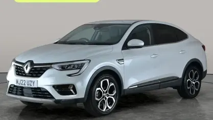 Używany Renault Arkana Version S 145 KM (106 kW) 2022 Biały SUV