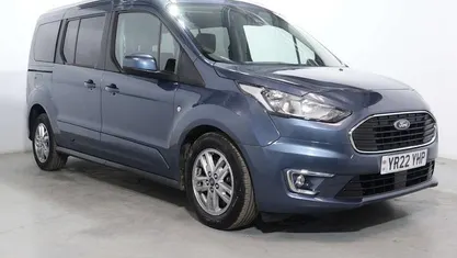 Used 2021 Ford Tourneo Titanium Estate | £19,700 (Fair price)