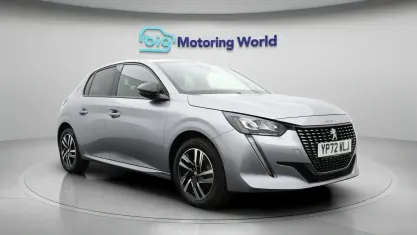 Used Peugeot 208 Allure+ 102 HP (75 kW) 2022 Grey Hatchback