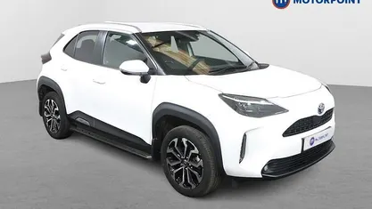 Used 2025 Toyota Yaris Hybrid Design Estate | £18,649 (Super price)