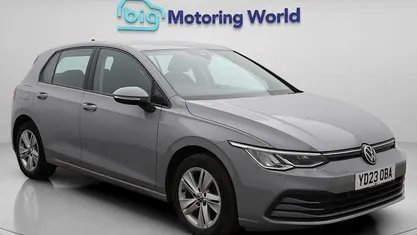Used VW Golf VIII Life 150 HP (110 kW) 2023 Hatchback