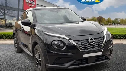 Black Used 2024 Nissan Juke N-Connecta SUV | £19,590 (Fair price)