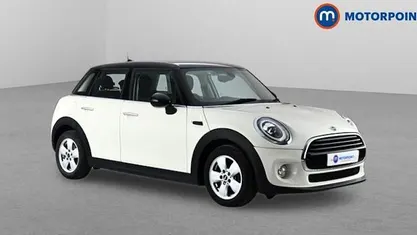 Used Mini Cooper Classic 136 HP (100 kW) 2019 White Hatchback