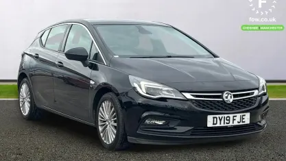 Used Vauxhall Astra Elite 200 HP (147 kW) 2019 Black Hatchback