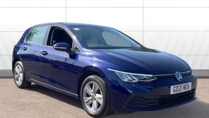 Used VW Golf VIII Life 116 HP (85 kW) 2023 Hatchback