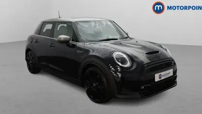 Used Mini Cooper S Exclusive 178 HP (130 kW) 2022 Black Hatchback