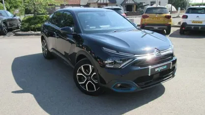 Used Citroën e-C4 Shine 100 kW (136 HP) 2022 Black Hatchback