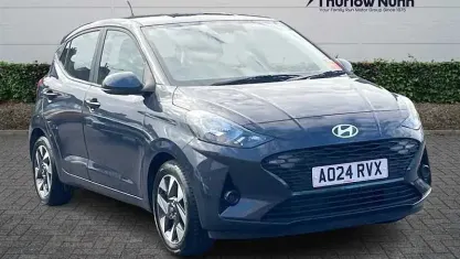 Used Hyundai i10 Advanced 67 HP (49 kW) 2024 Grey Hatchback