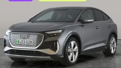 Begagnad Audi Q4 Sportback e-tron S-Line 150 kW (204 HK) 2023 Grå SUV