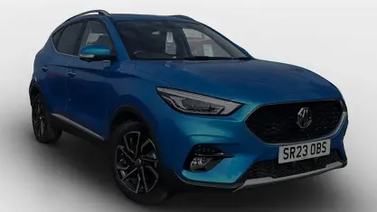 Używany MG ZS Exclusive 111 KM (81 kW) 2023 Niebieski SUV