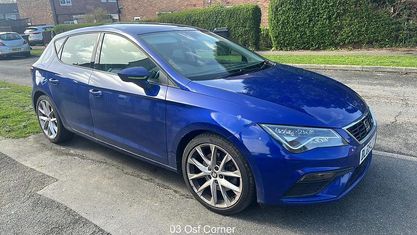 Używany Seat Leon FR Sport 190 KM (139 kW) 2019 Niebieski Hatchback