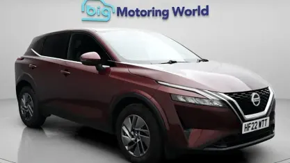 Used Nissan Qashqai Acenta Premium 158 HP (116 kW) 2022 Red SUV