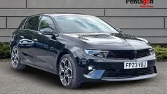 Black Used 2023 Vauxhall Astra Ultimate Hatchback | £17,495 (Fair price)