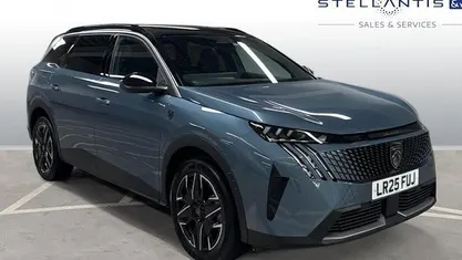 Used 2025 Peugeot 5008 GT MPV | £31,490 (Super price)