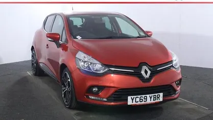Used Renault Clio IV Iconic 90 HP (66 kW) 2019 Red Hatchback