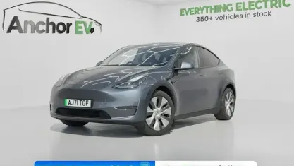 Used Tesla Model Y Long Range AWD 286 kW (389 HP) 2025 SUV