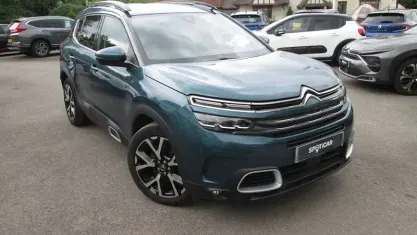 Usado Citroën C5 Shine 226 HP (166 kW) 2022 Citadino